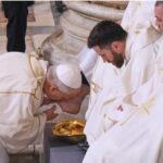 ಕರಾವಳಿಯ ಚರ್ಚ್‌ಗಳಲ್ಲಿ ಪಾದ ತೊಳೆದು ಪವಿತ್ರ ಗುರುವಾರ ಆಚರಣೆ