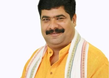 ಮಂಗಳಾದೇವಿ ರಥಬೀದಿ ರಸ್ತೆ ವಿಭಜಕ ಪ್ರಸ್ತಾವನೆ ಕೈಬಿಡಲು ಶಾಸಕ ವೇದವ್ಯಾಸ ಕಾಮತ್ ಆಗ್ರಹ
