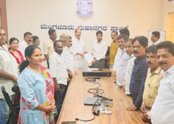ಪಾಲಿಕೆ ನೂತನ ಆಯುಕ್ತರನ್ನು ಭೇಟಿಯಾಗಿ ನಾಗರಿಕ ಸಮಸ್ಯೆಗಳ ಕುರಿತು ಚರ್ಚಿಸಿದ ಕಾಂಗ್ರೆಸ್ ನಿಯೋಗ
