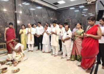 ಕುದ್ರೋಳಿ ಶ್ರೀ ಗೋಕರ್ಣನಾಥ ಕ್ಷೇತ್ರ ದಲ್ಲಿ  ದಸರಾ ಸಂಭ್ರಮ; ಭವ್ಯ ದರ್ಬಾರ್ ಮಂಟಪ ರಚನೆಗೆ ಮುಹೂರ್ತ