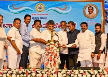 ಸರ್ಕಾರಿ ಶಾಲೆಗಳಲ್ಲಿ ಓದುವ ಮಕ್ಕಳಿಗೆ ಶೇ 7ರಷ್ಟು ಮೀಸಲಾತಿ: ಸಿಎಂ ಡಿಕೆ ಶಿವಕುಮಾರ್ ಘೋಷಣೆ