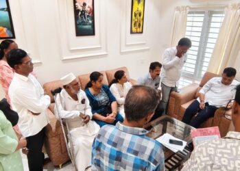 MRPL, MSEZ ಸಮಸ್ಯೆಗಳ ಇತ್ಯರ್ಥಕ್ಕೆ ಆಗ್ರಹ: ಸಂಸದ ಬ್ರಿಜೇಶ್ ಚೌಟ ಅವರಿಗೆ ಸತ್ಯಜಿತ್ ಸುರತ್ಕಲ್ ನೇತೃತ್ವದಲ್ಲಿ ಮನವಿ
